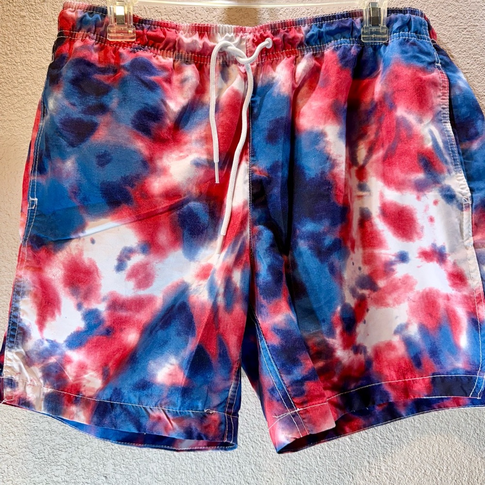 Dynamic Red and Blue Board Shorts for Swimming